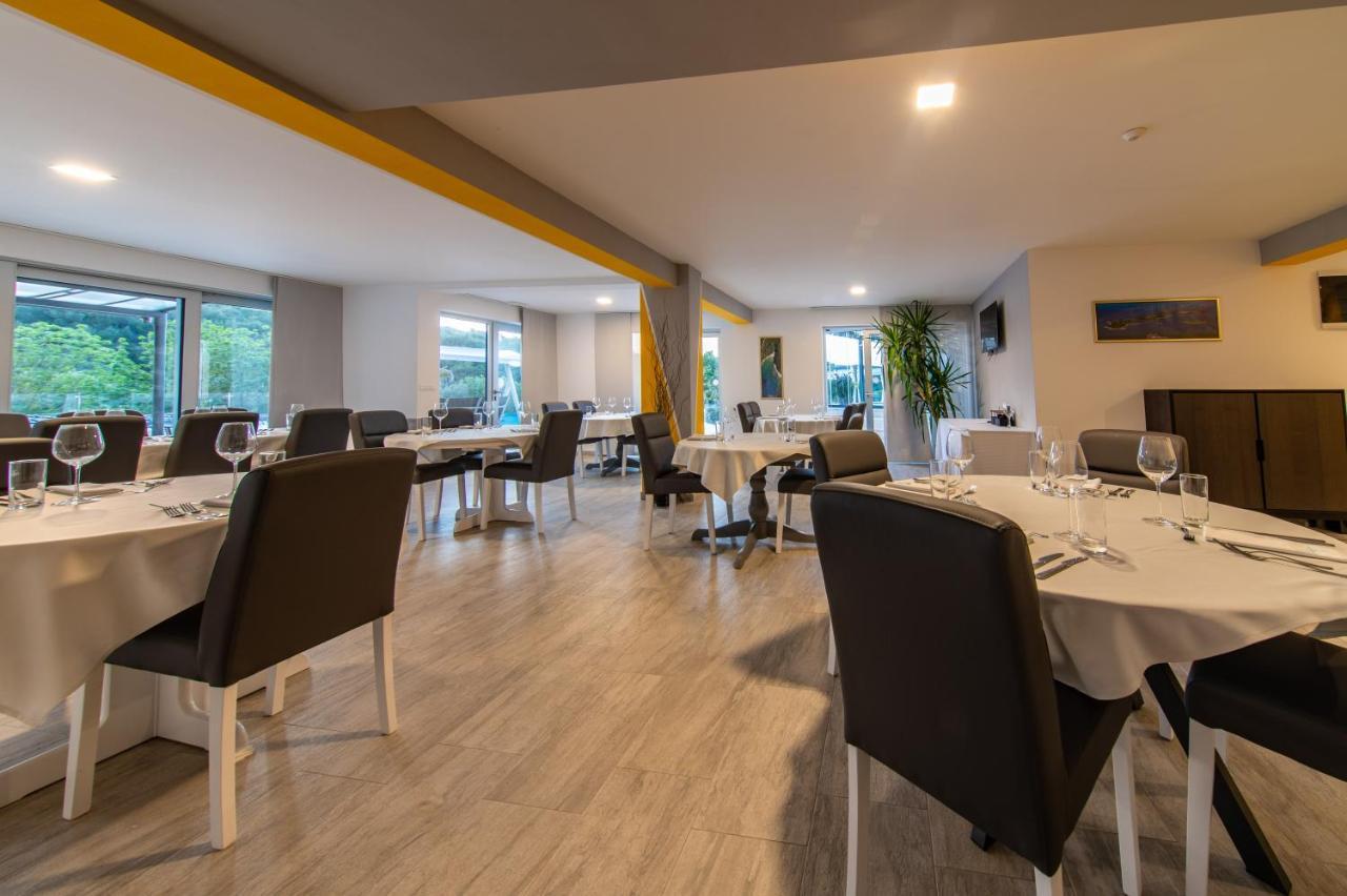 - & Restaurant 4*