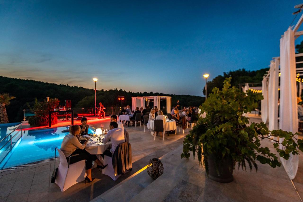 - & Restaurant Hotel Premantura