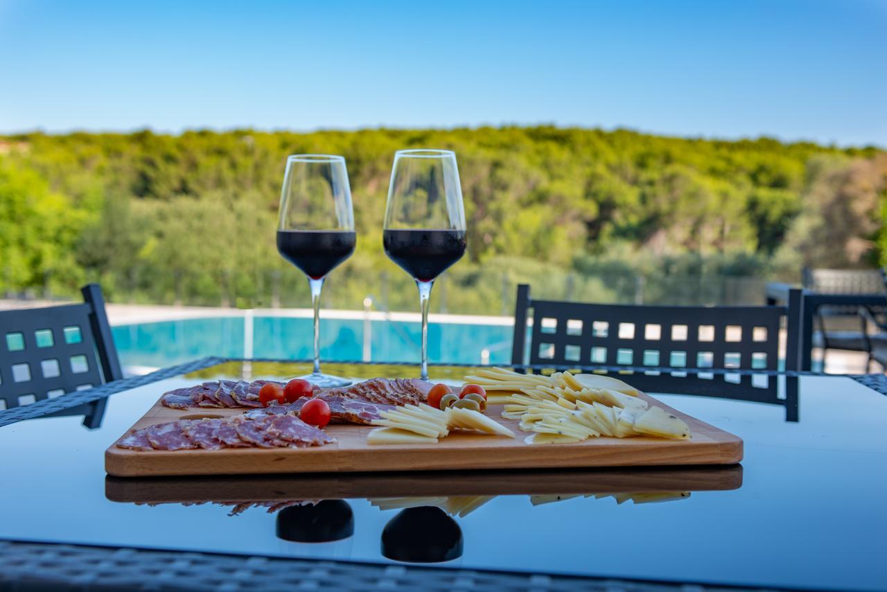 - & Restaurant 4* Premantura